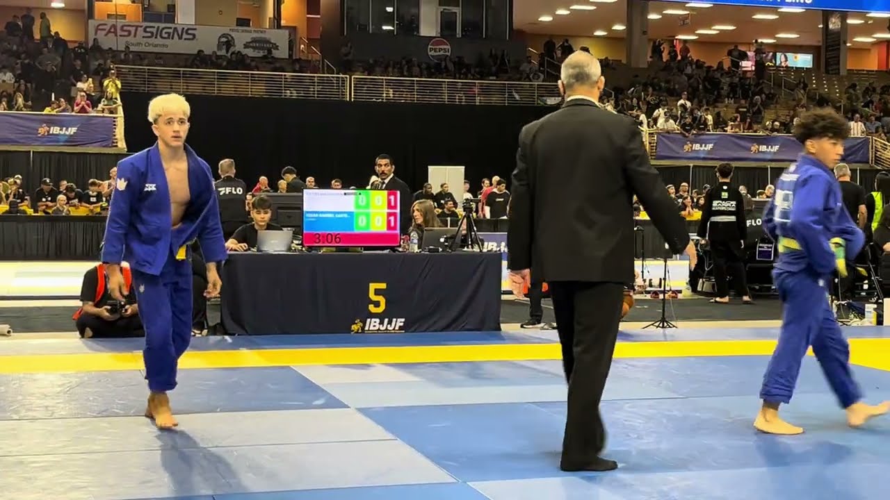 BJJ KIDS LEFT TO THE REFEREE TO DECIDE background