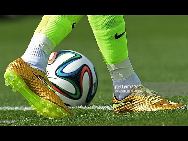 The Most Beautiful Dribbling Skills & Tricks #3 background