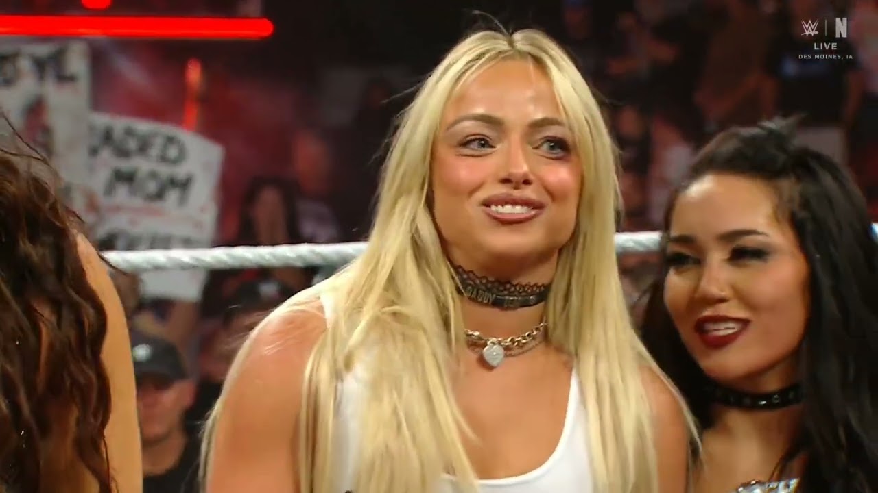 WWE RAW BECKY LYNCH AND STEPHANIE VAQUER RETURNS 08/03/26