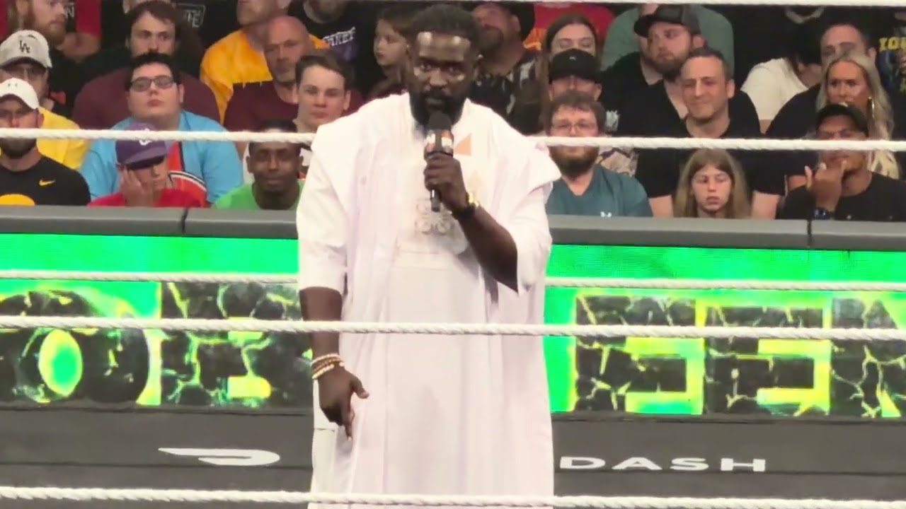 Oba Femi sends message to locker room - WWE Raw 8/3/2026 background
