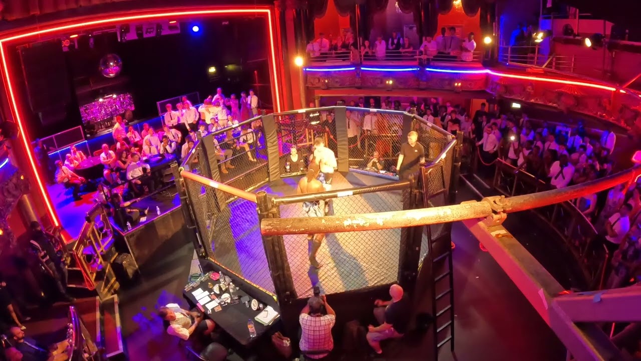 LONDON | ULTRA MMA | THE MAESTRO VS MAHMOUD THE GENERAL BAOLGUM background