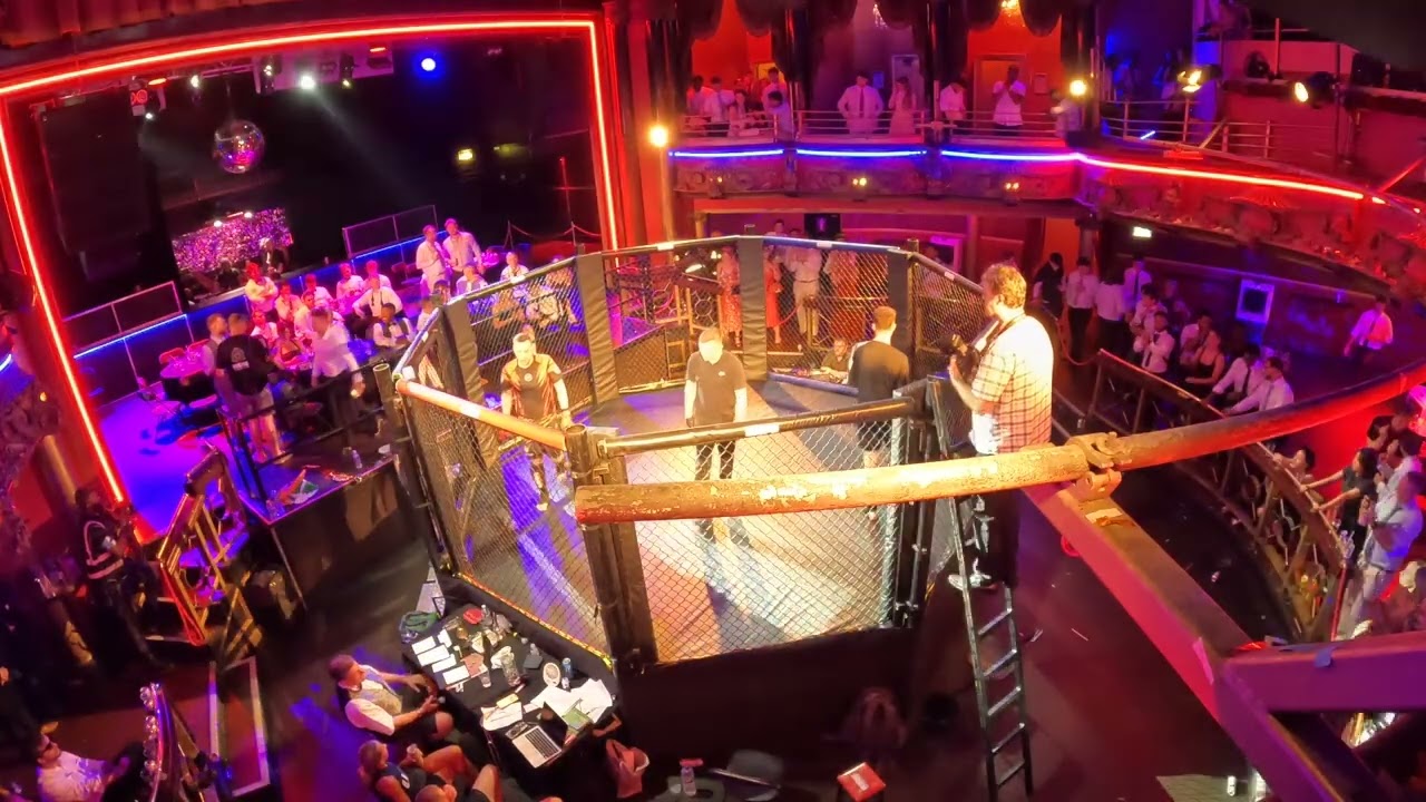 LONDON | ULTRA MMA | THE FREAK LORD VS TOM HOLBORN