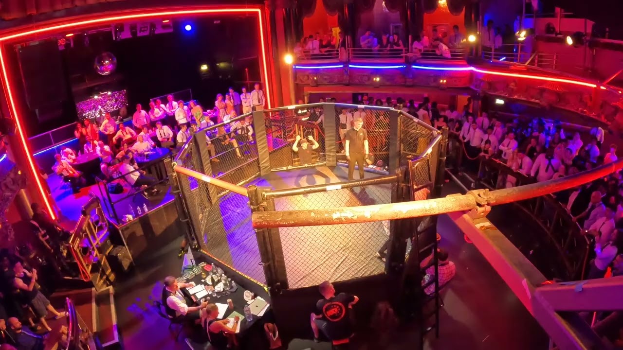 LONDON | ULTRA MMA | CU CHONNACHT VS BIG LEASE background