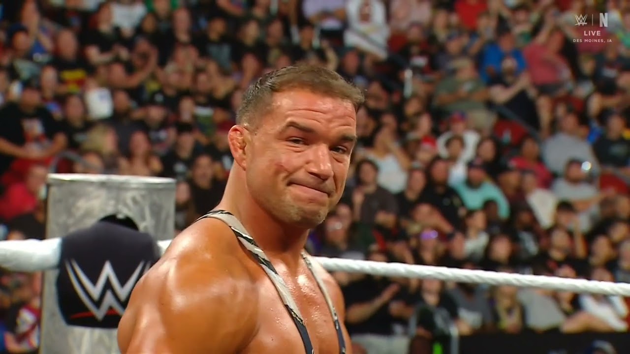 WWE RAW PENTA ENTRANCE 08/03/26