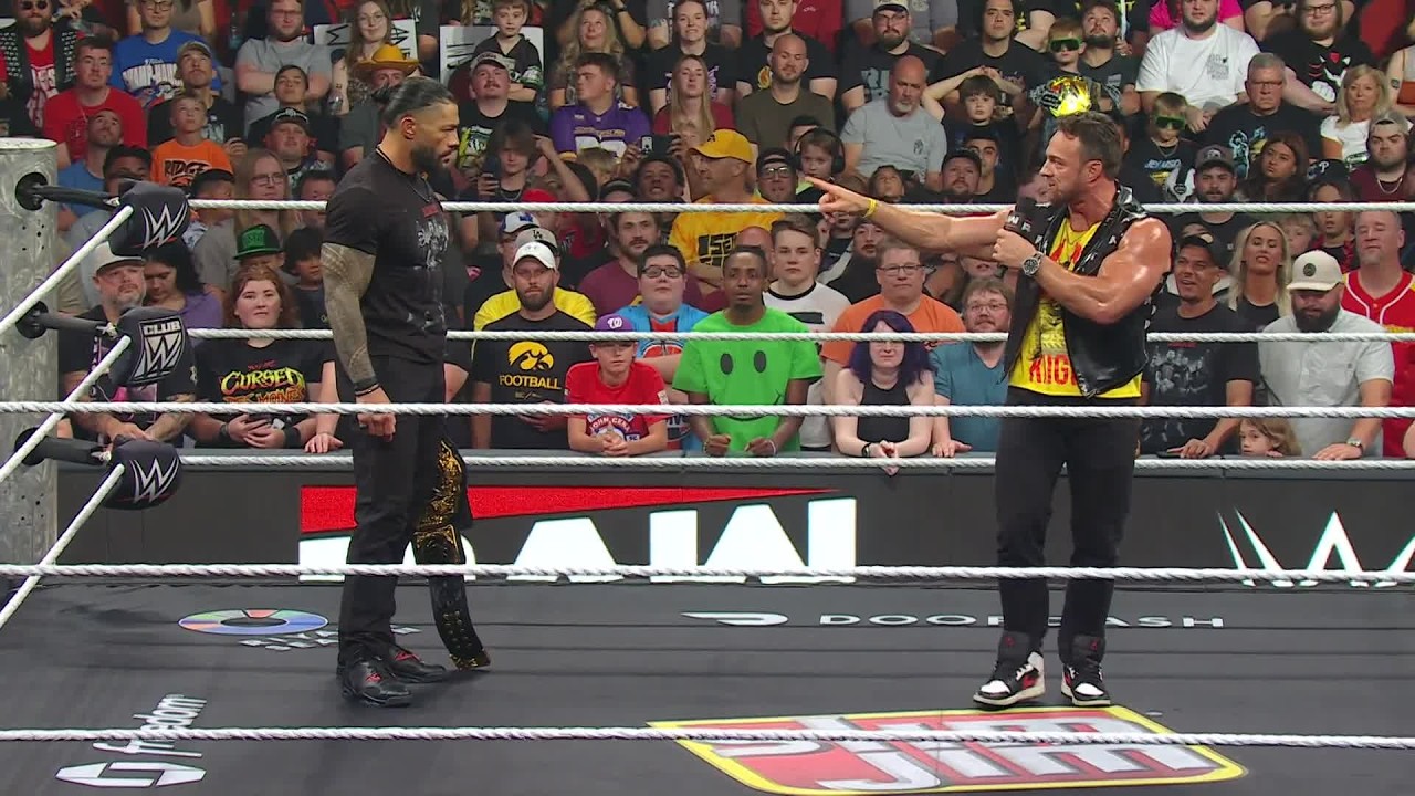 LA Knight has must-see confrontation with Roman Reigns: Raw highlights, Aug. 3, 2026 background