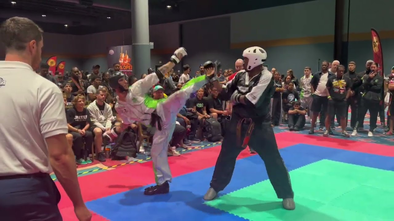 Kameren Ali vs Harvey Knowles Mens Open Weight - US Open 2026 background