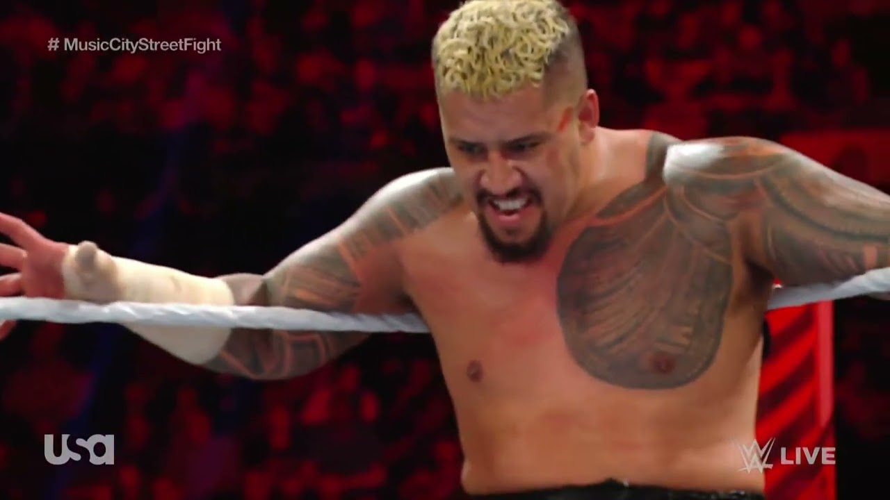 Solo Sikoa vs. Elias: Music City Street Fight - WWE Raw 1/2/23 (Full Match) background