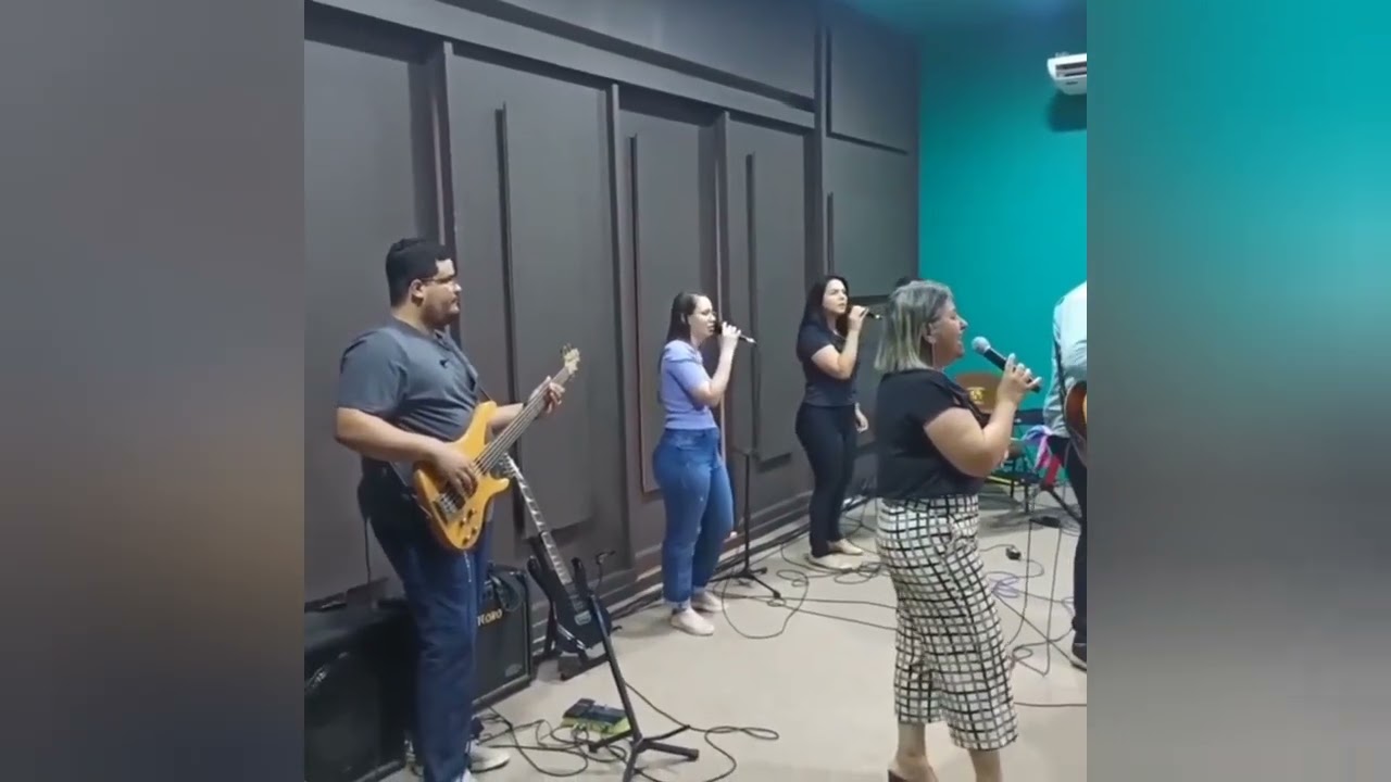 NACAO SANTA...SOMOS A IGREJA....