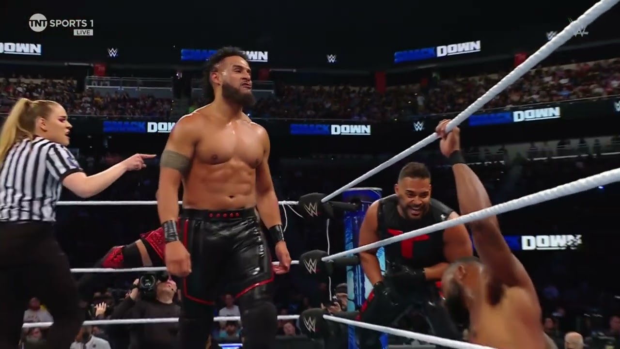 Solo Tama & Tonga Loa vs Kevin Owens & The Street Profits - WWE Smackdown 6/7/24 (Full Match) background