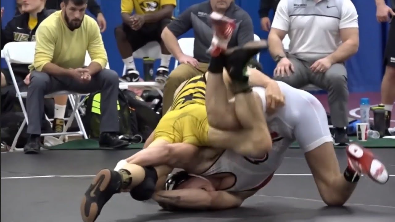 157 LBS BJ Clagon (Rider) v. Joseph Lavallee (Missouri) wrestling