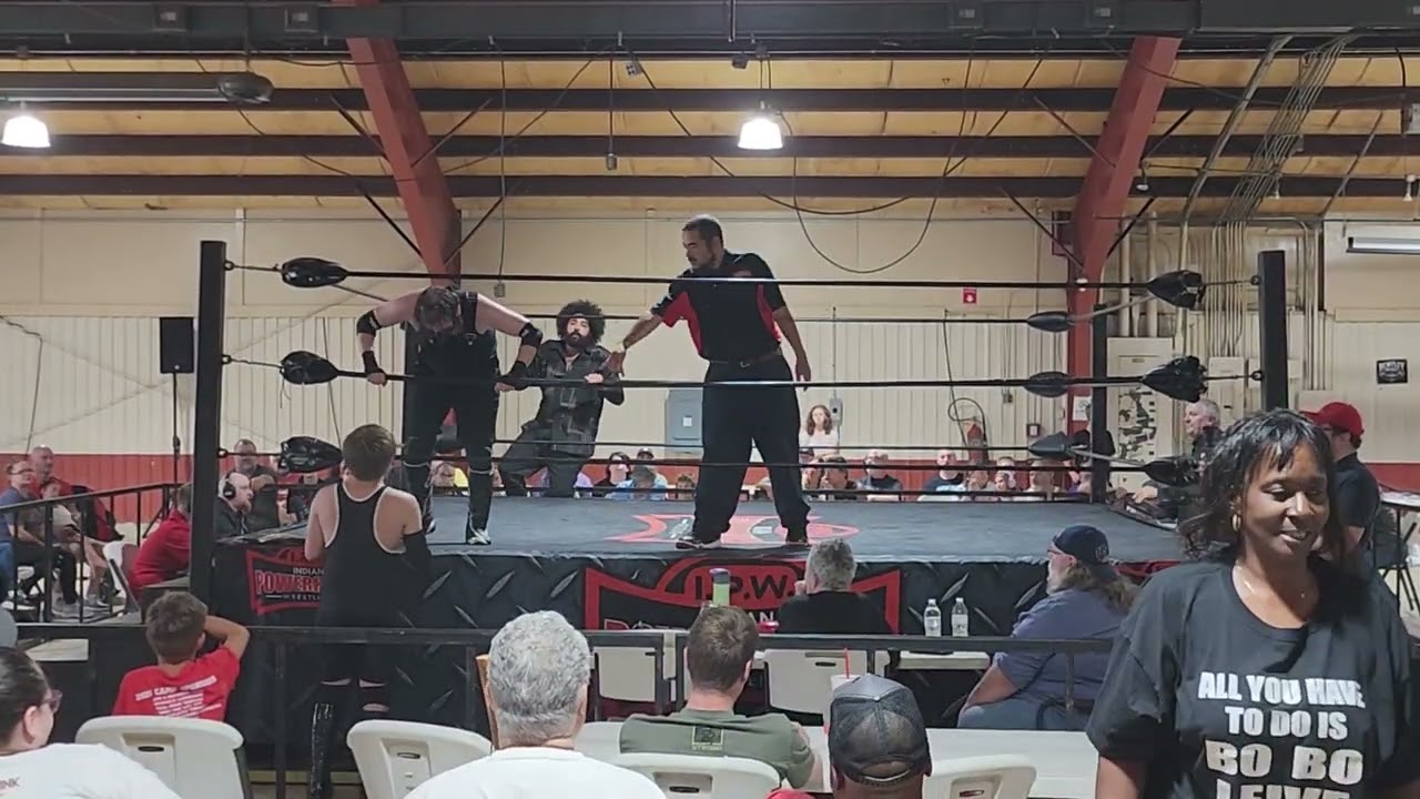 Blade Berrymore vs Bentley Devile (Preshow - MCIW Lightweight Title) - IPW 7/25/26