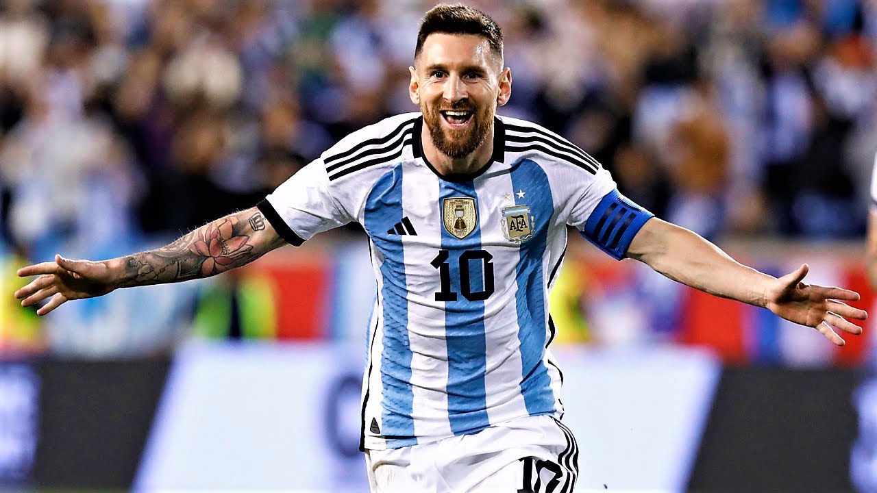 Lionel Messi Is Just AMAZING - Argentina 2022 background