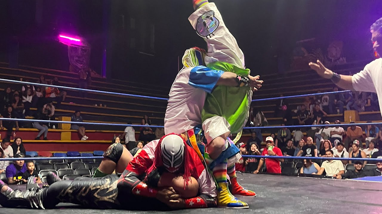 Lucha estelar Coco Rojo, Cocolores y Coco Verde 🆚 Hijo de Alebrije, Dios del Inframundo y Kukulkán 2026-08-07 10:44