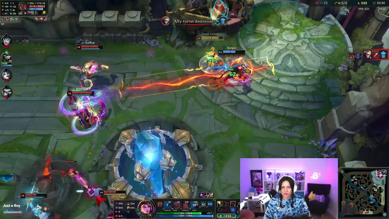 ✨EUW EMERALD SOLOQ Ahri, Lux, Anivia, Ziggs ᵃⁿᵈ ᵐᵃʸᵇᵉ ˢᵒᵐᵉ ˡᶦˢˢᵃⁿᵈʳᵃ ᵗᵒᵒ background