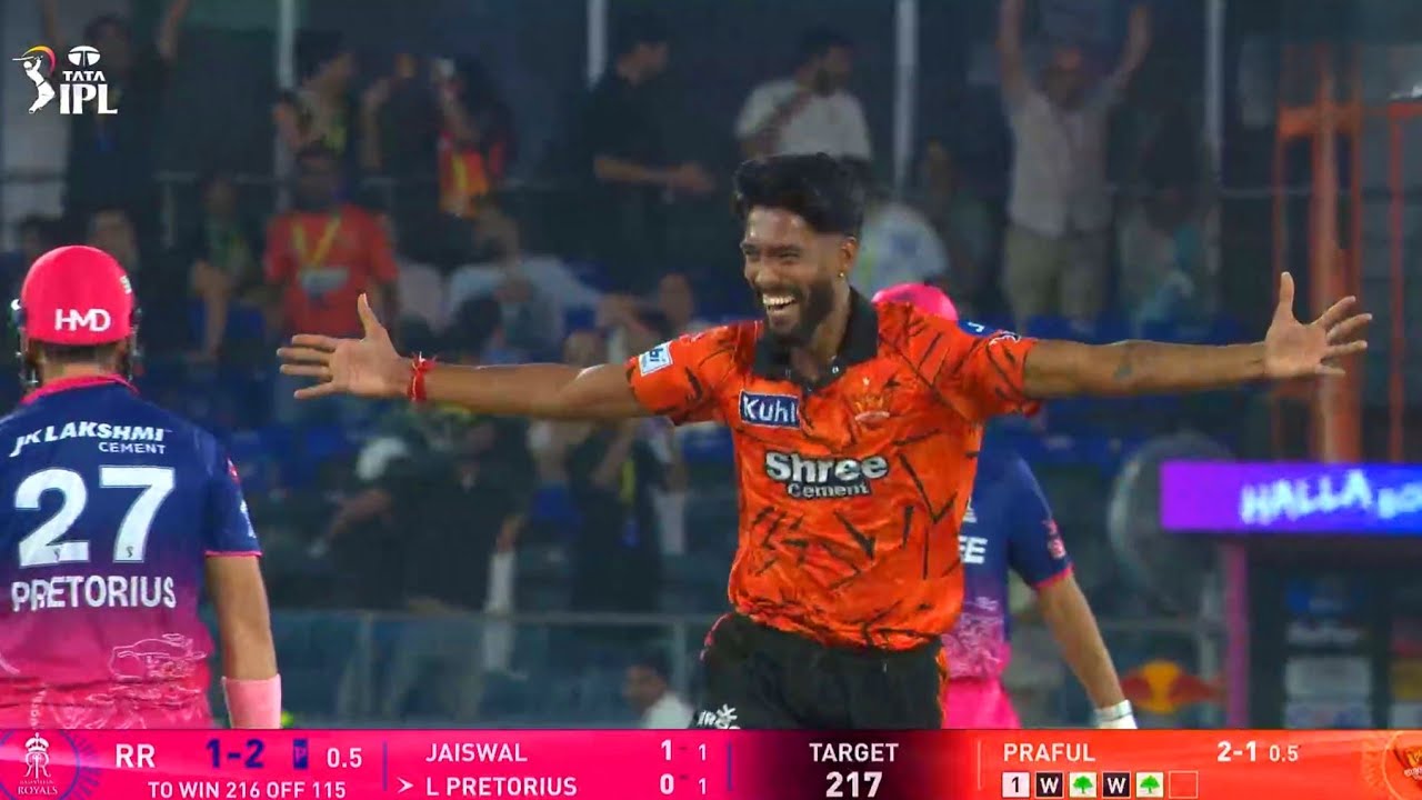 Watch : Praful Hinge 3 Wickets in First Over On Debut vs RR | Praful Hinge 1st Over Bowling Today background