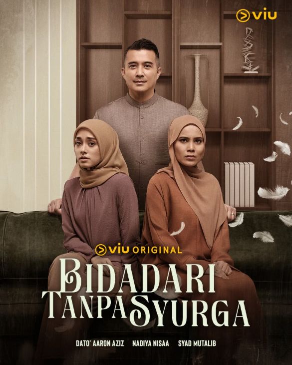 Bidadari Tanpa Syurga background
