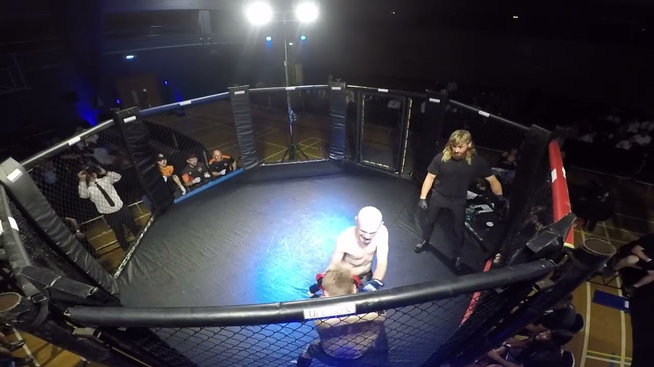 STOKE | ULTRA MMA | LEON FENTON VS JOSH TISDALE background