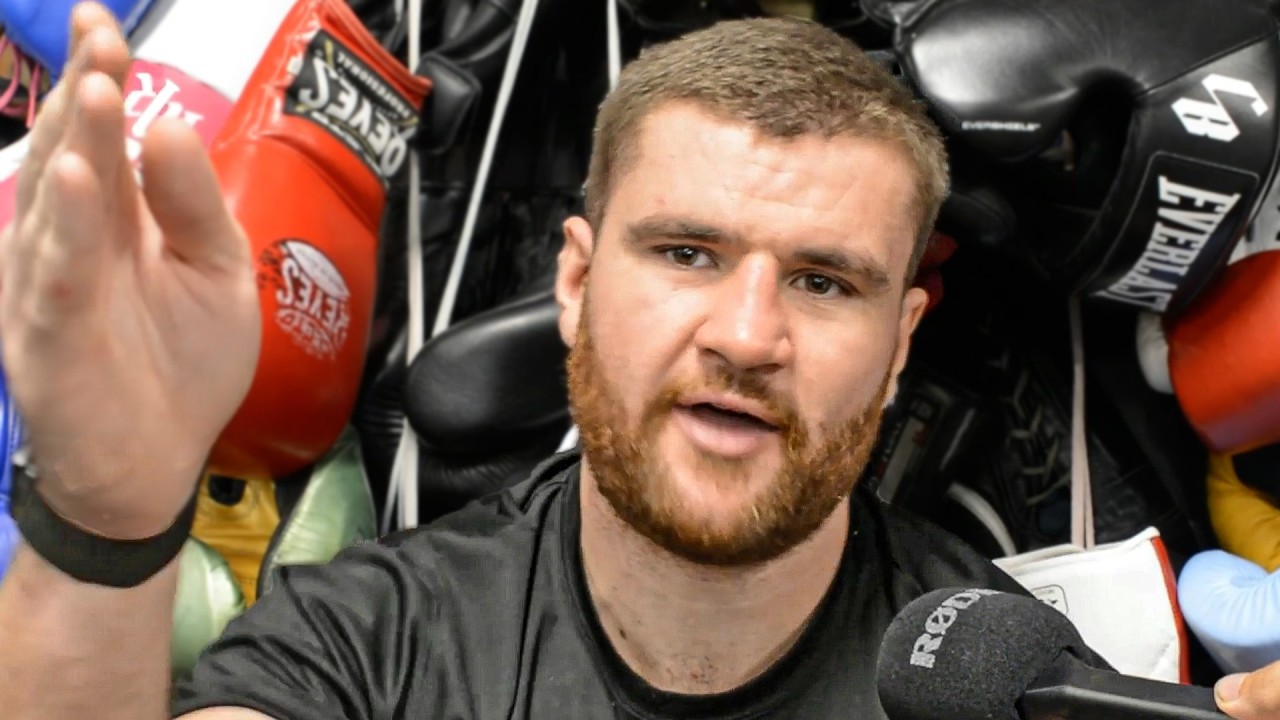 'EDDIE HEARN & ANTHONY JOSHUA MUST BE DEMANDING MORE MONEY!' - Johnny Fisher PREDICTS AJ-FURY background