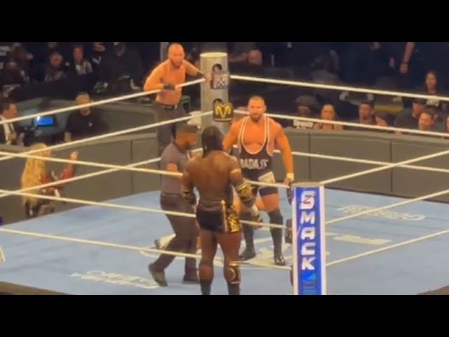 Oba Femi & LA Knight vs Bron Breakker & Austin Theory Full Dark Match | WWE SmackDown 8-21-26