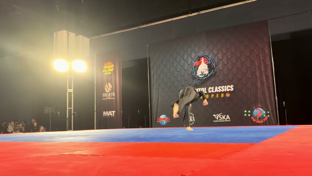 Kaitlyn Vong Womens CMX Forms Overall Grand Championship background