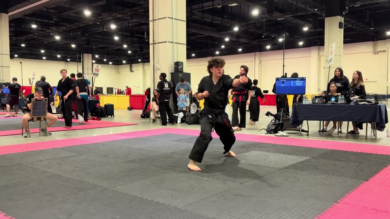 Colin O'Brien Mens Creative Forms - US Capitol Classics 2026 background