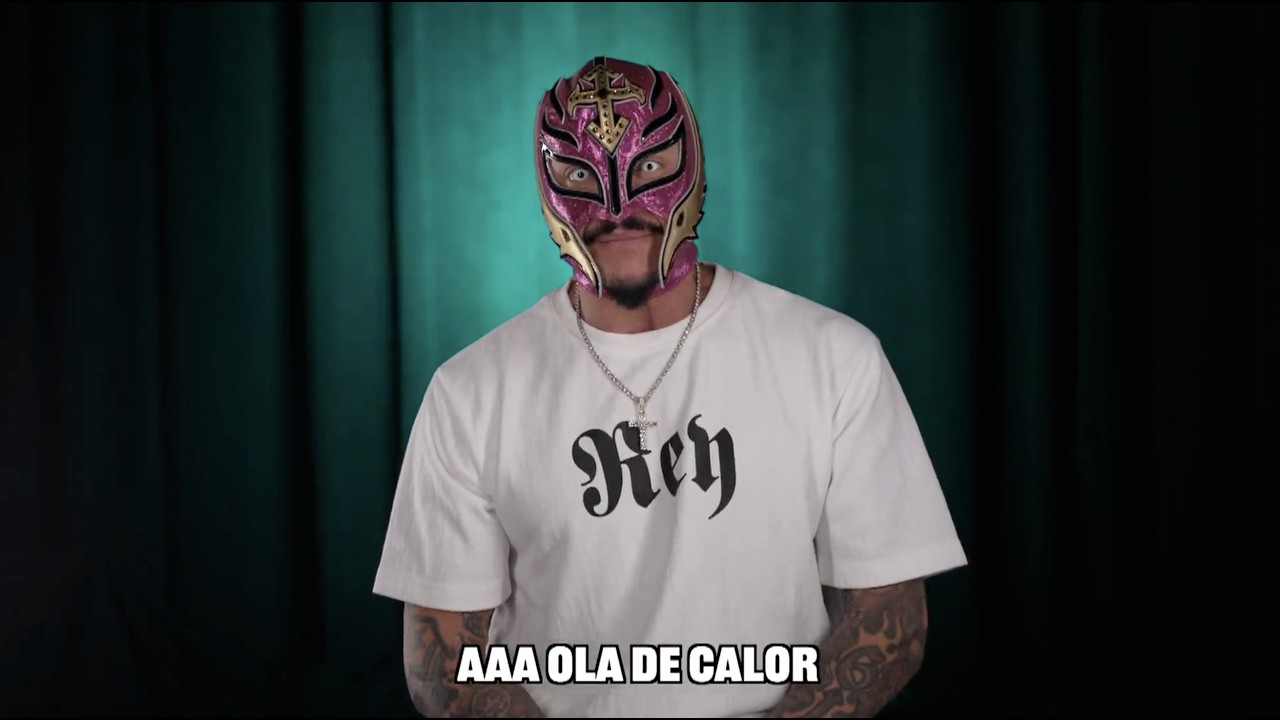 Rey Mysterio revela grandes combates para AAA Ola de Calor background