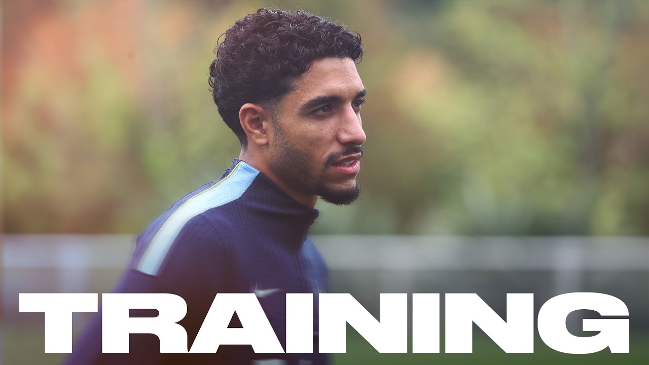 Omar Marmoush in training! ๐ช๐ฌ background