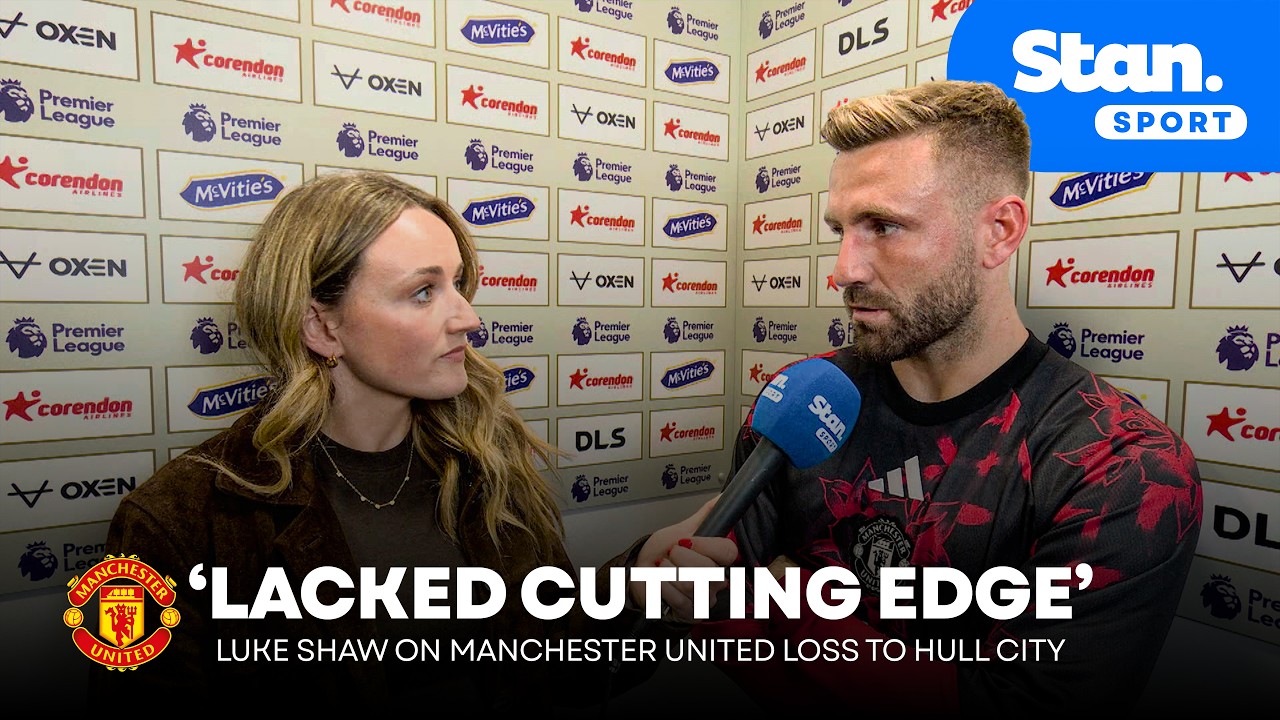 LUKE SHAW: Frustration after Manchester United defeat 🗣️ 'No excuses, we NEED to be beating Hull' background