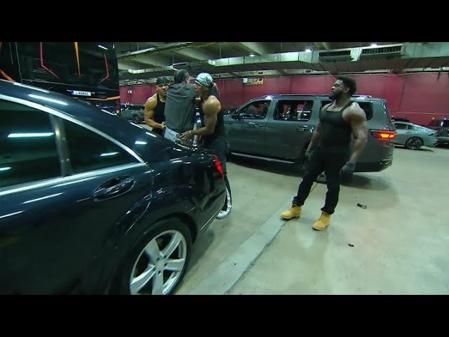 Royce keys & OTM attacks The Usos _WWE Raw 31 August 2026 background