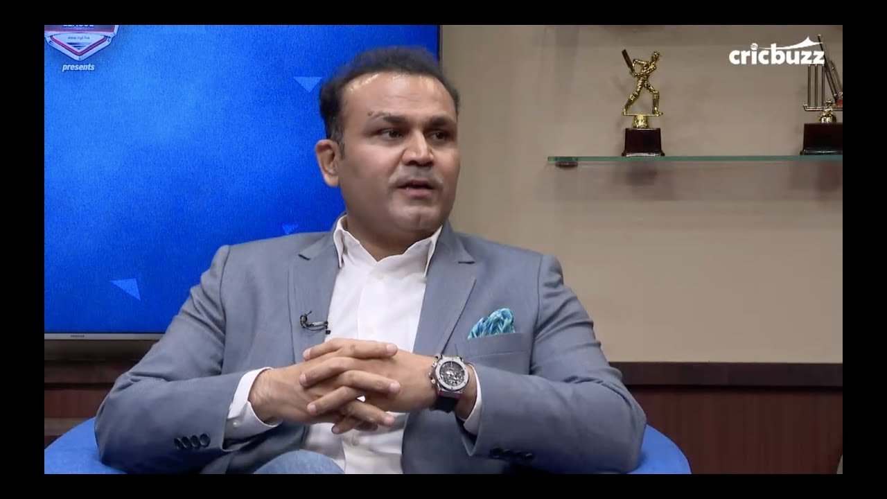 2012 में तेंदुलकर ना होते तो शायद हम मांकडिंग कर चुके होते - सहवाग background
