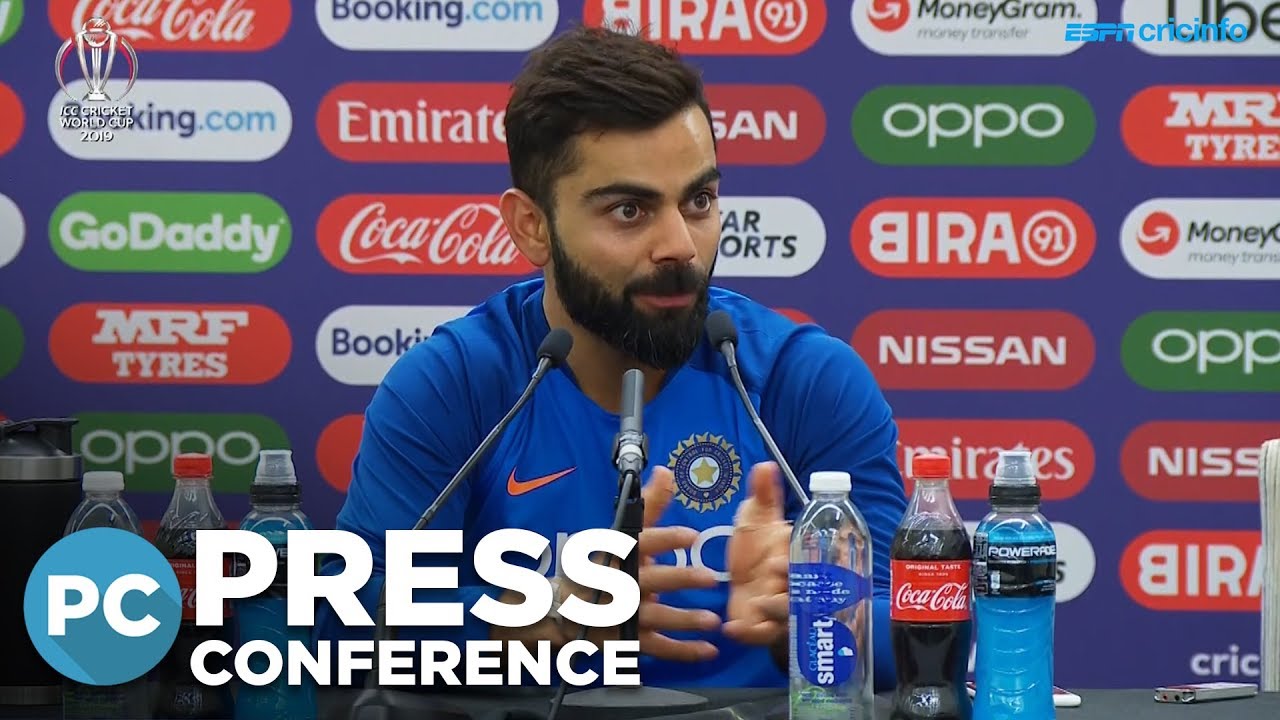 I apologised to Smith on behalf of the crowd - Kohli background