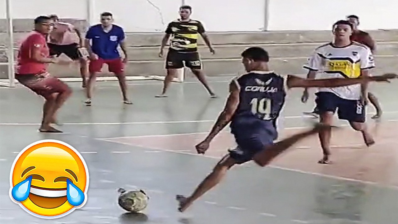 BEST FUNNY FOOTBALL VIDEOS 🤣 FOOTBALL FAILS, SKILLS, GOALS & MORE