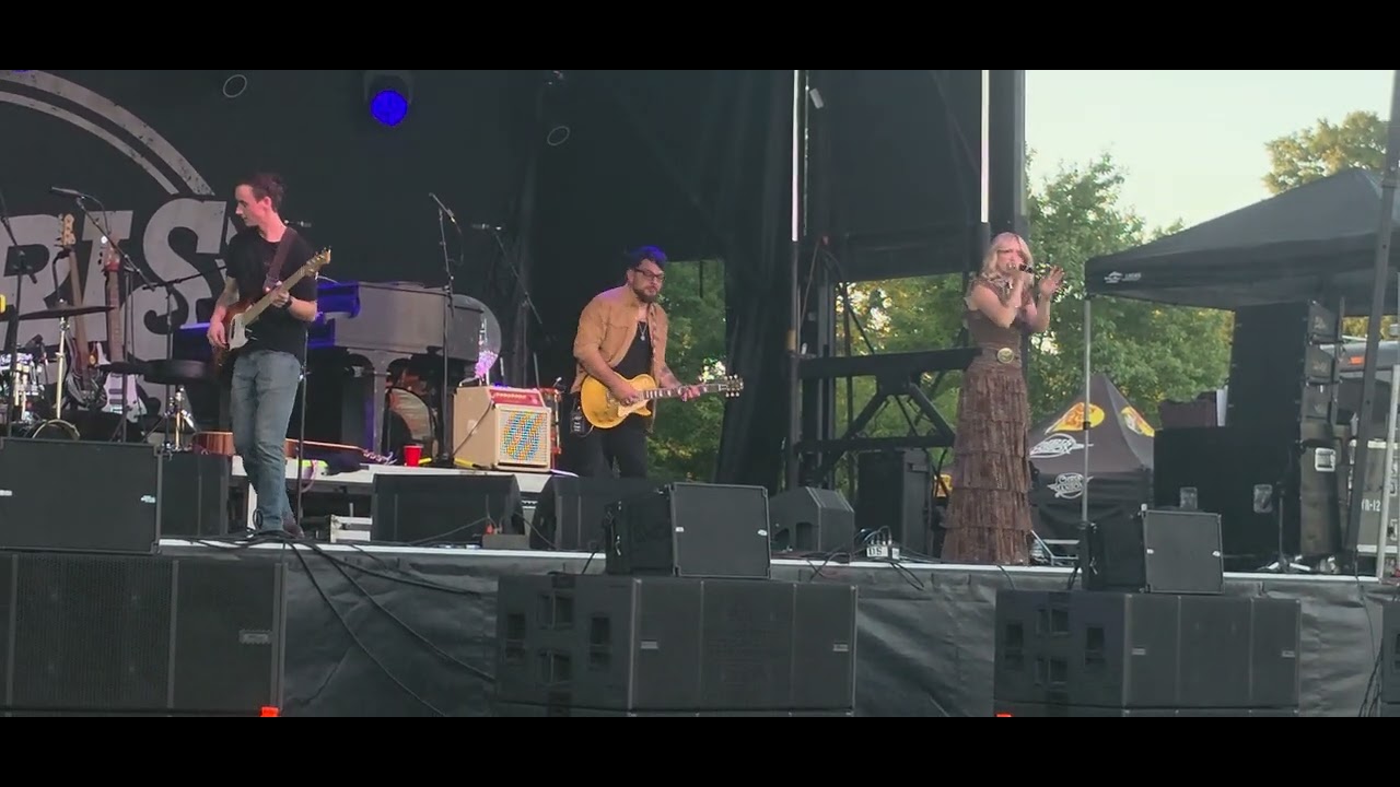 Hop town summer salute ky harper grace opening for chris janson