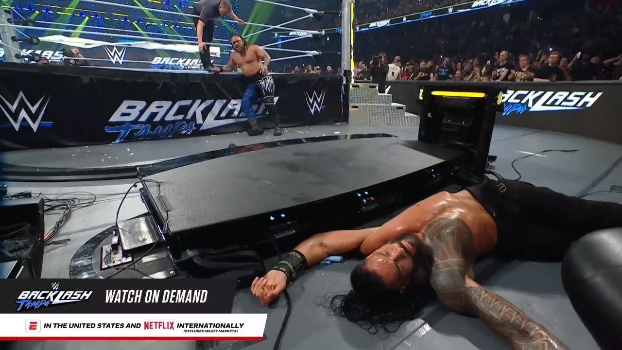 WWE Tablemania # 1 background