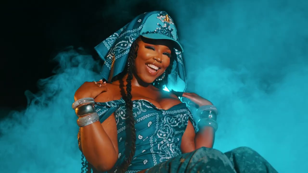 Nkosazana Daughter - Emsakazweni (Official Music Video) feat. Nobuhle & Essa Kay background