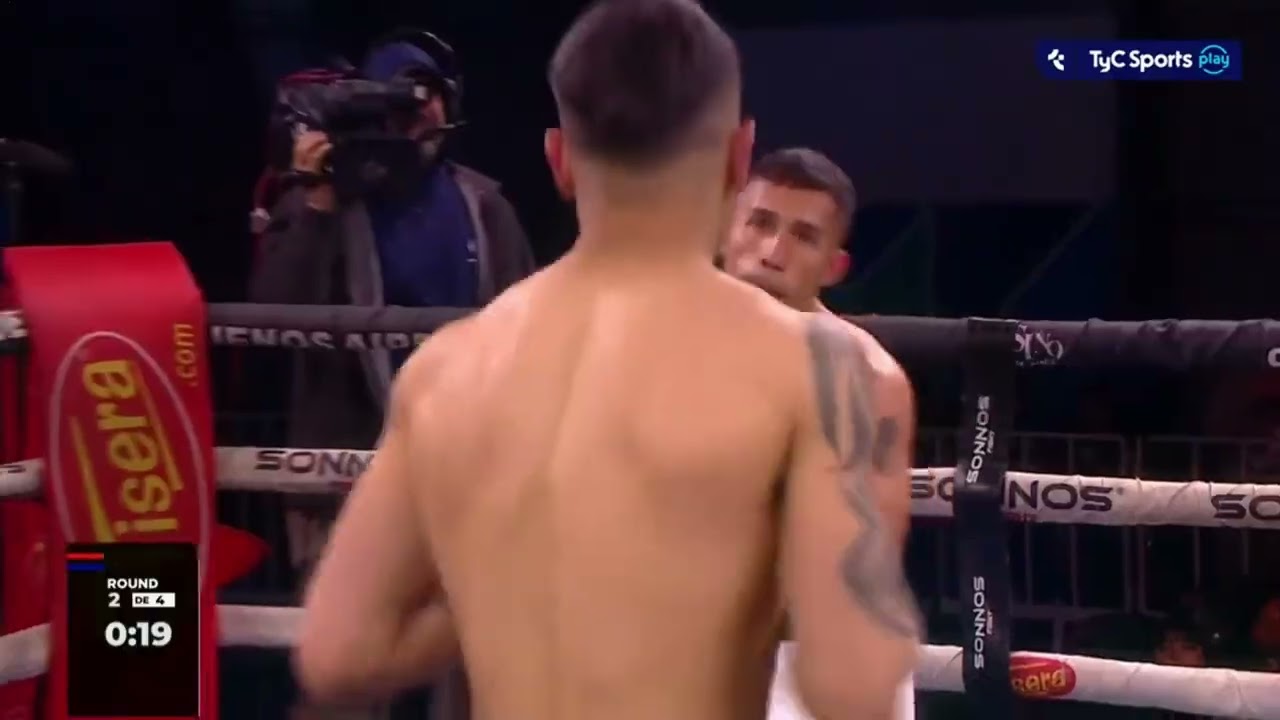 Alejo Escobar vs. Diego Guevara - Boxeo de Primera - TyCSports background