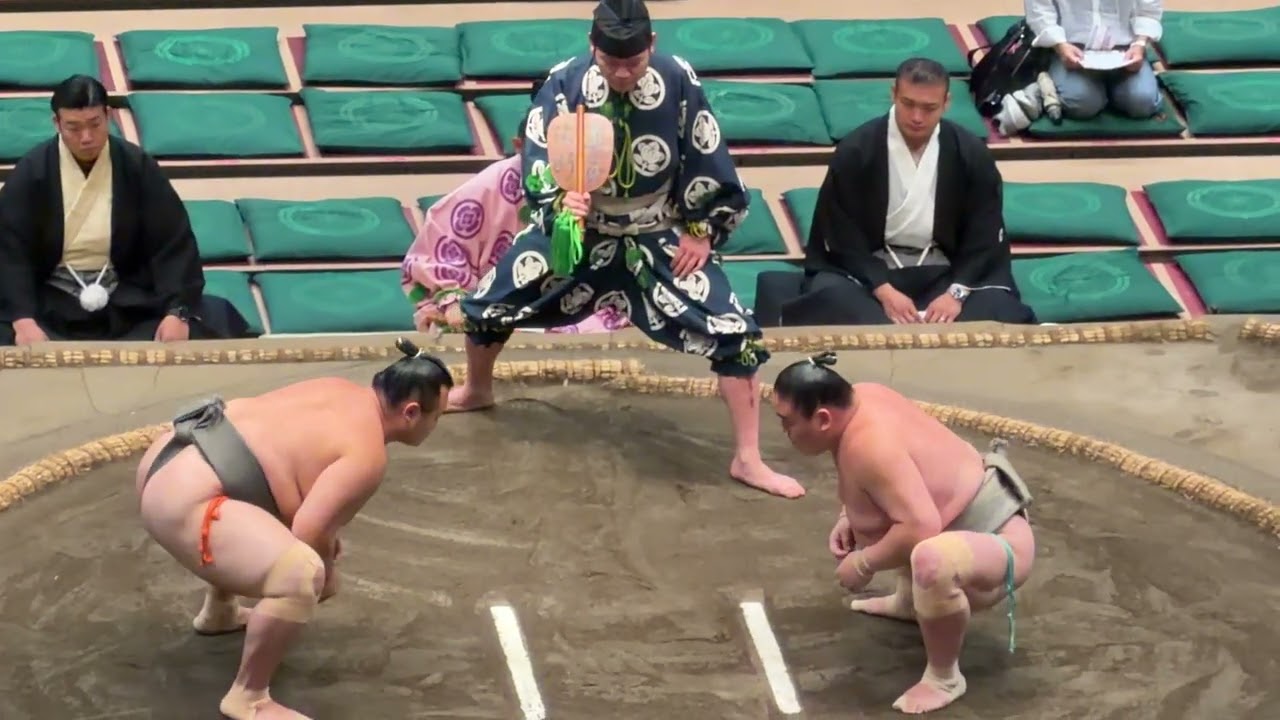 速報❗️二子山部屋 小滝山 vs千代大和【大相撲令和8年9月場所】7日目 Futagoyama KOTAKIYAMA vs CHIYOYAMATO 【SUMO SEP DAY7】2026/9/19 2026-09-19 11:42 background