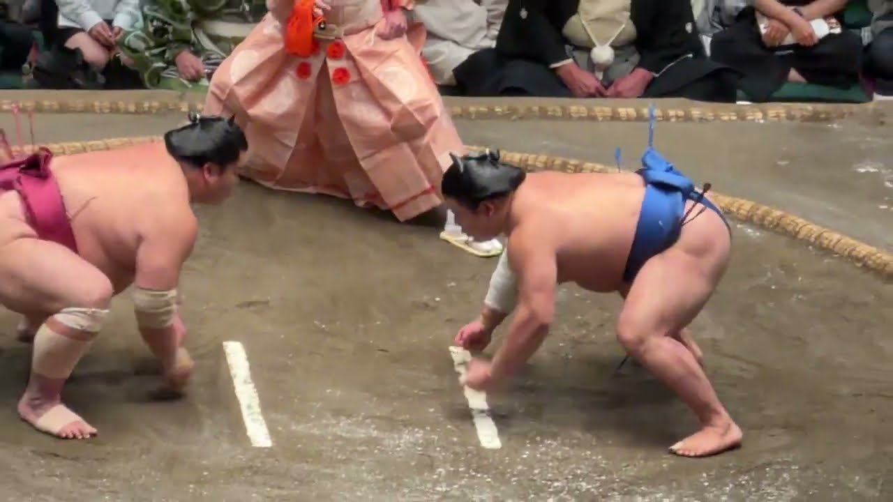 速報❗️『藤ノ川パワー全開』藤ノ川 vs 大栄翔【大相撲令和8年9月場所】7日目 FUJINOKAWA vs DAIEISHO 【SUMO SEP DAY7】2026/9/19 秋場所 background