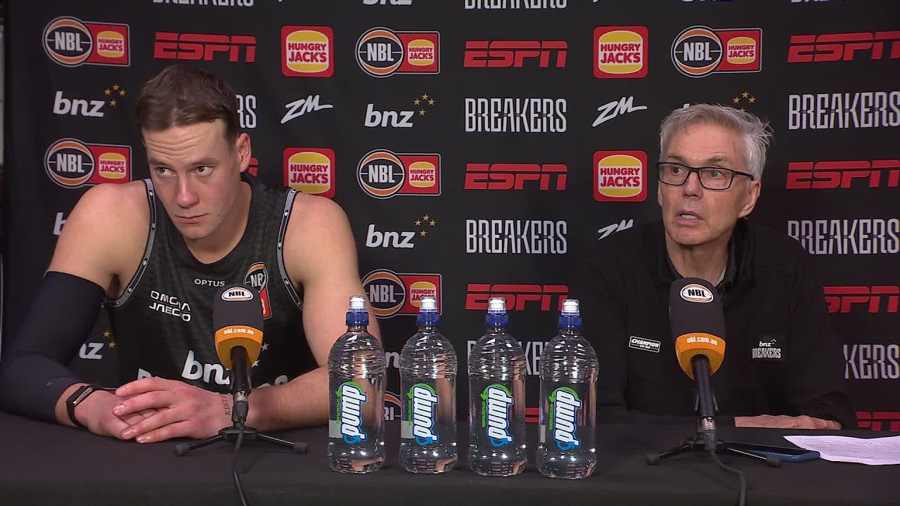 Gordon Herbert and Sam Mennenga press conference vs Illawarra Hawks, Round 1, NBL27