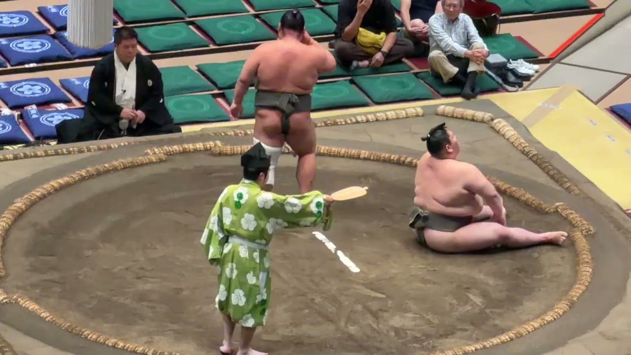 速報❗️二子山部屋 出沼 vs 丸勝【大相撲令和8年9月場所】中日 8日目 Futagoyama DENUMA vs MARUSHO【SUMO SEP DAY8】2026/9/20 秋場所 background