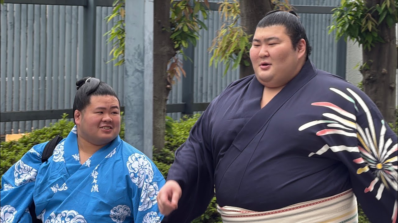 入り待ち 宇良 熱海富士 藤ノ川 義ノ富士 狼雅 尊富士 錦富士 藤青雲 他【大相撲令和8年9月場所】千秋楽 2026/9/27 background