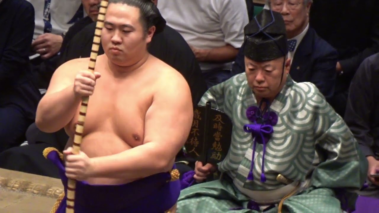 弓取式 羅漢児【大相撲令和8年9月場所】15日目 千秋楽 bow twirling ceremony RAKANJI【SUMO SEP DAY15】2026/9/27 秋場所 background