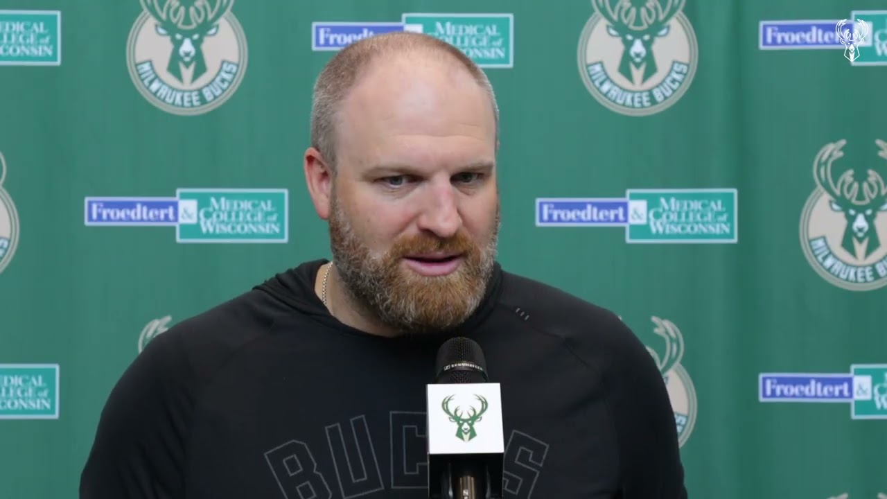 Taylor Jenkins Media Availability | 10.01.26 background