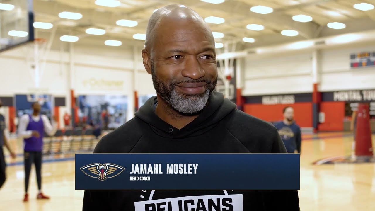 Jamahl Mosley on preseason opener vs. Thunder | Pelicans Training Camp 2026 background