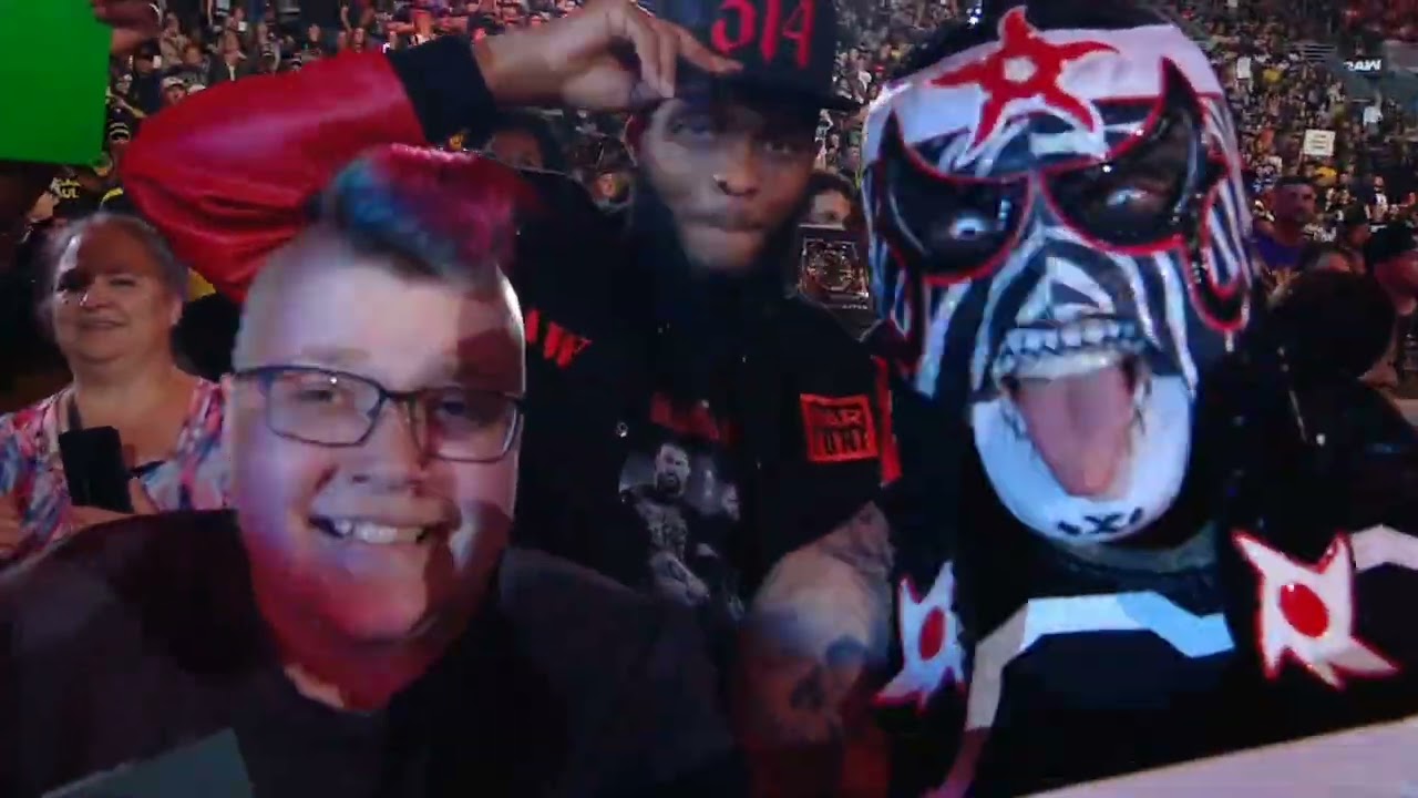 WWE RAW JE'VON EVANS & PENTA VS THE VISION 10/05/26 background