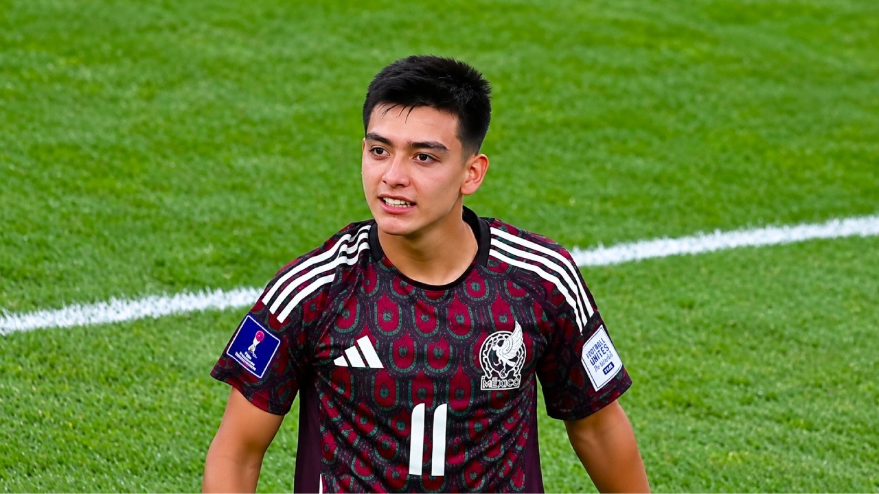 Gilberto Mora Is a GENERATIONAL Talent! 🇲🇽 26/27 background