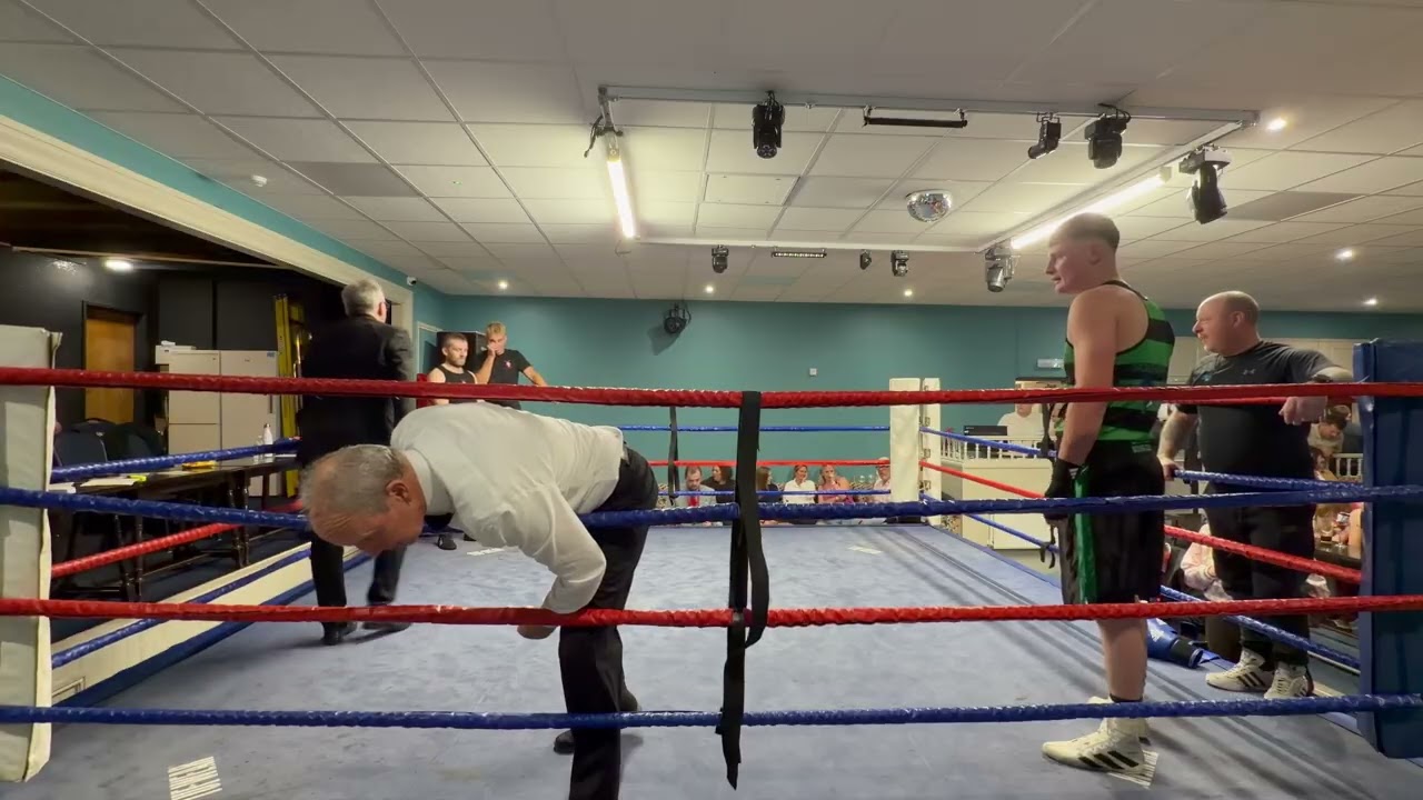CAMERON AITKIN vs HARLEY ARMSTRONG | AMATEUR BOXING BOUT | RIPON ABC HOME SHOW background