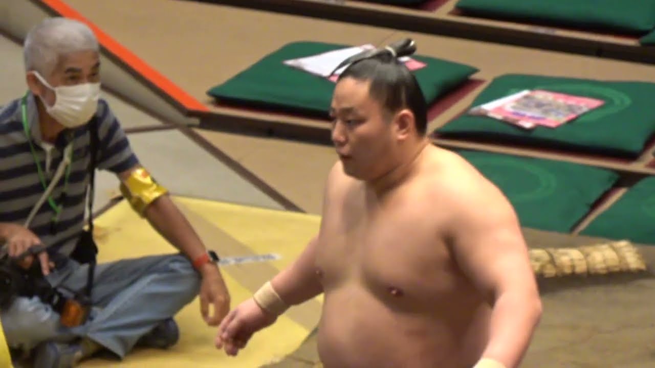 《幕下》三田(二子山部屋)vs大辻(高田川部屋)【大相撲令和8年9月場所】9日目【SUMO SEP DAY9】2026/9/21 秋場所 background