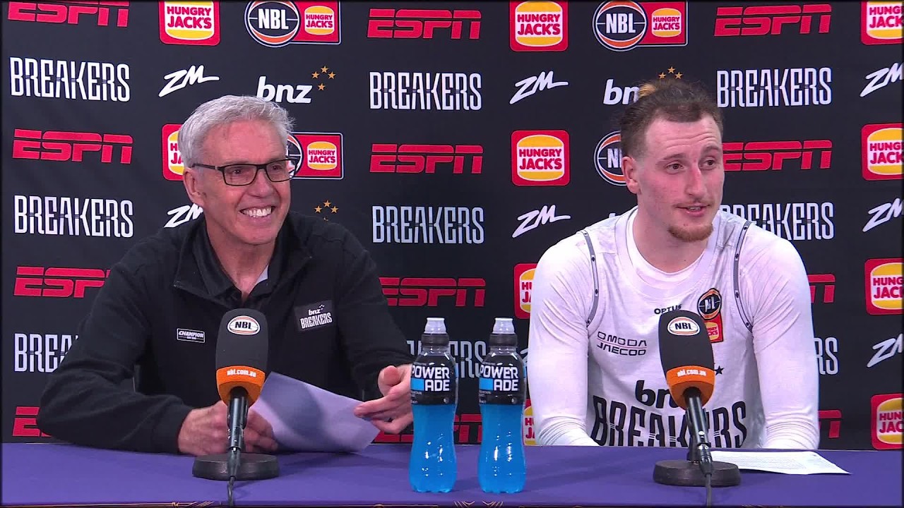 Gordon Herbert and Carlin Davison press conference vs Sydney Kings - Round 5, NBL27 New Zealand’s G background