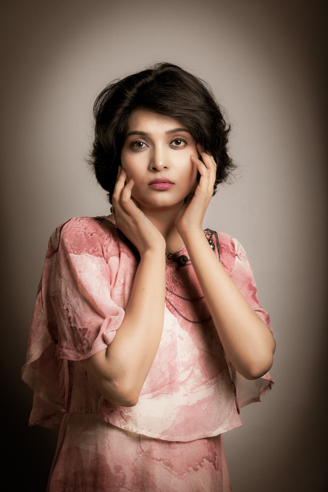 actor Meghna Agarwal large photo
